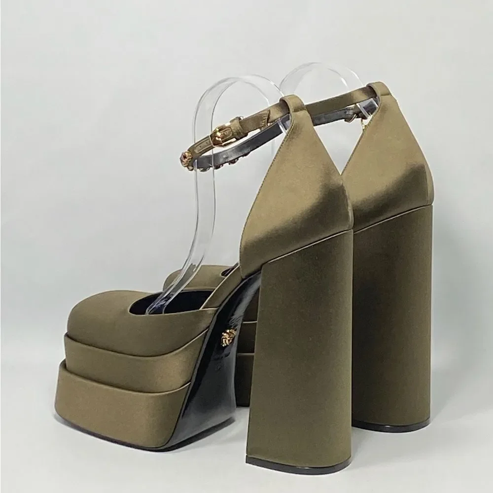 Versace Satin Platform Pumps size 40 - Picture 8 of 14
